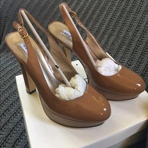 Steve Madden Tan Patent sz.10